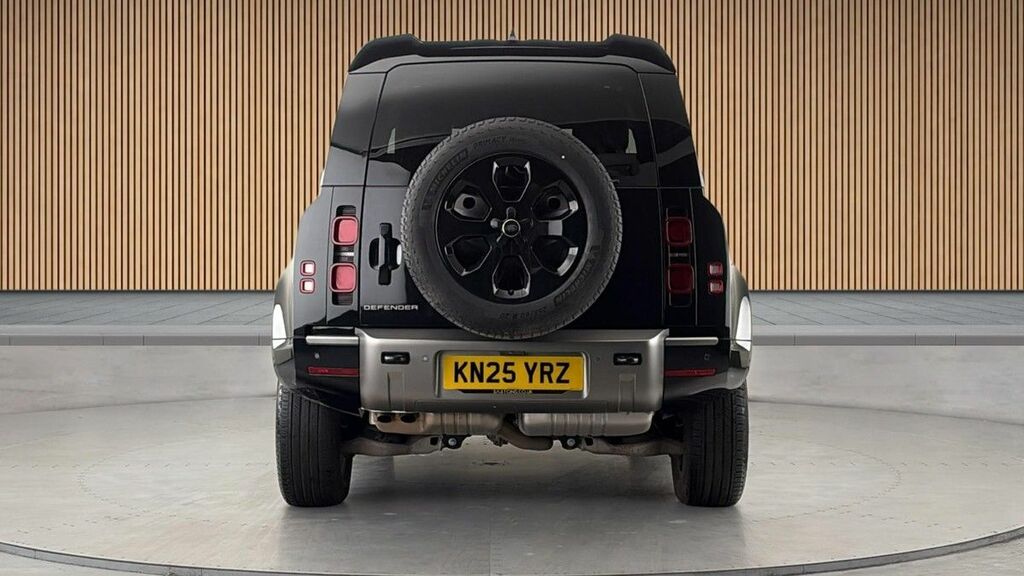 Land Rover Defender 90 3.0 D250 Mhev X-dynamic Hse Suv 4W KN25YRZ Black #4