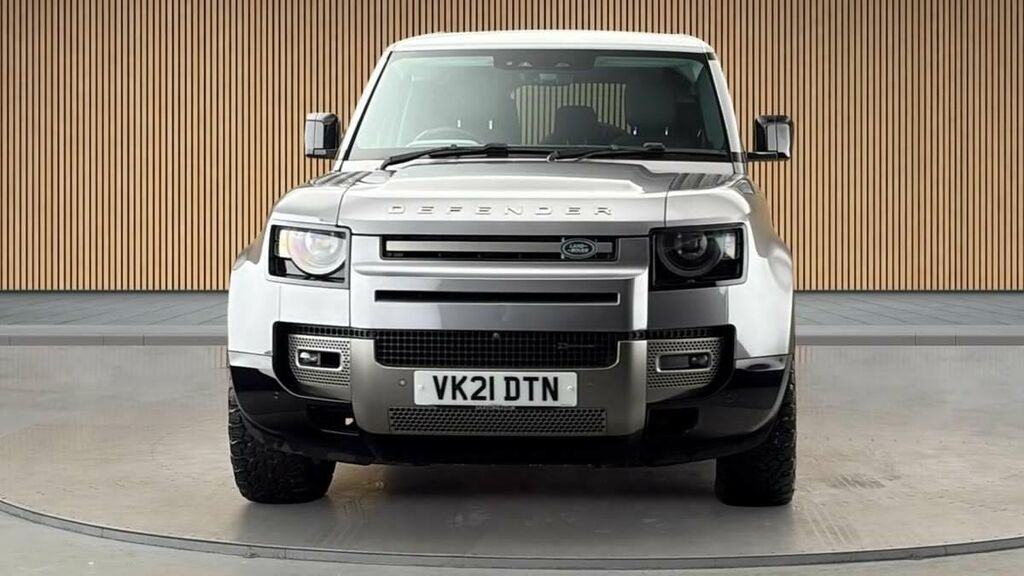 Land Rover Defender 110 2.0 P400e 15.4Kwh X-dynamic Hse Suv Plu Grey #3