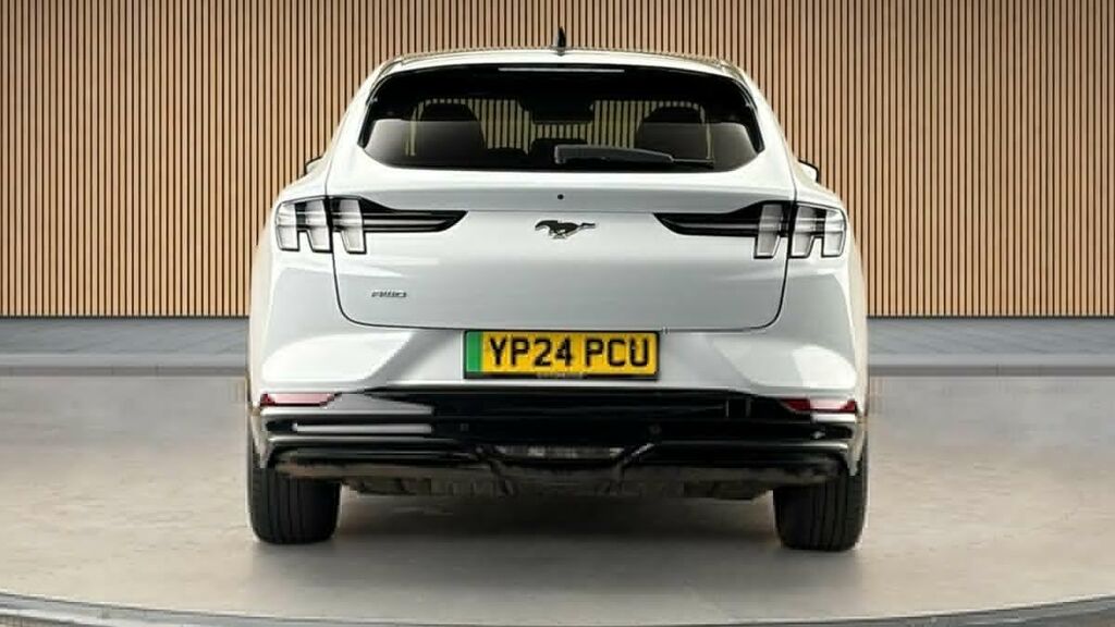 Ford Mustang Mach-E Extended Range 91Kwh Suv Aw YP24PCU White #4