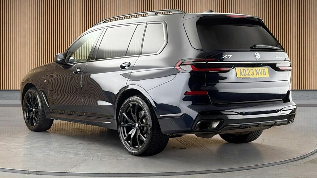 BMW X7 3.0 40D Mht M Sport Suv Hybrid Xdr AD23NVB Black #2