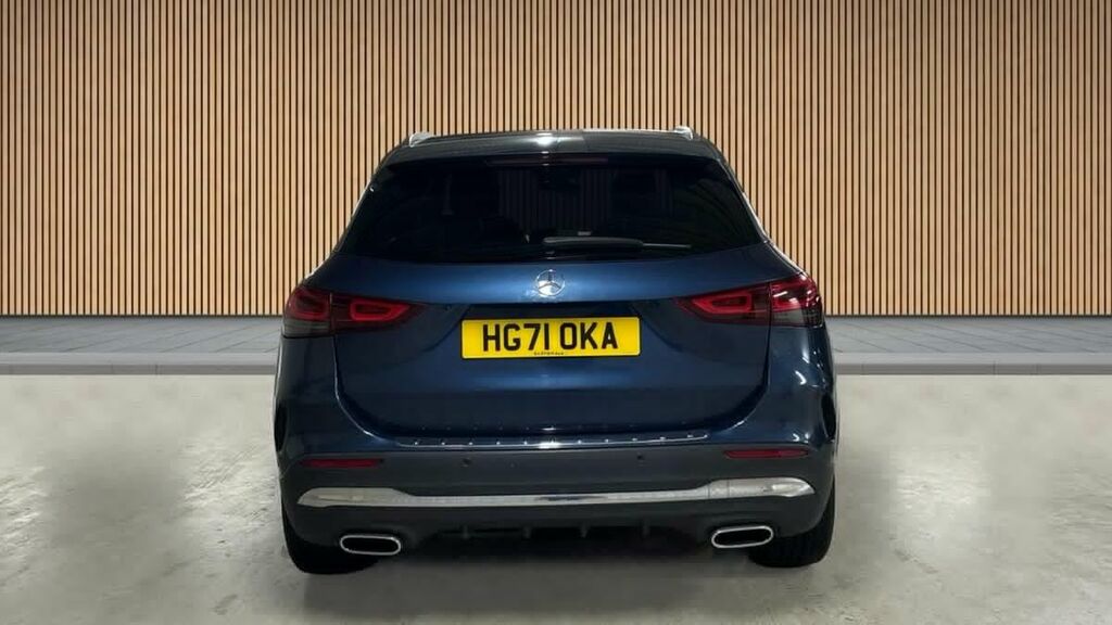 Mercedes-Benz GLA Class 1.3 Gla180 Amg Line Premium Plus Suv HG71OKA Blue #4