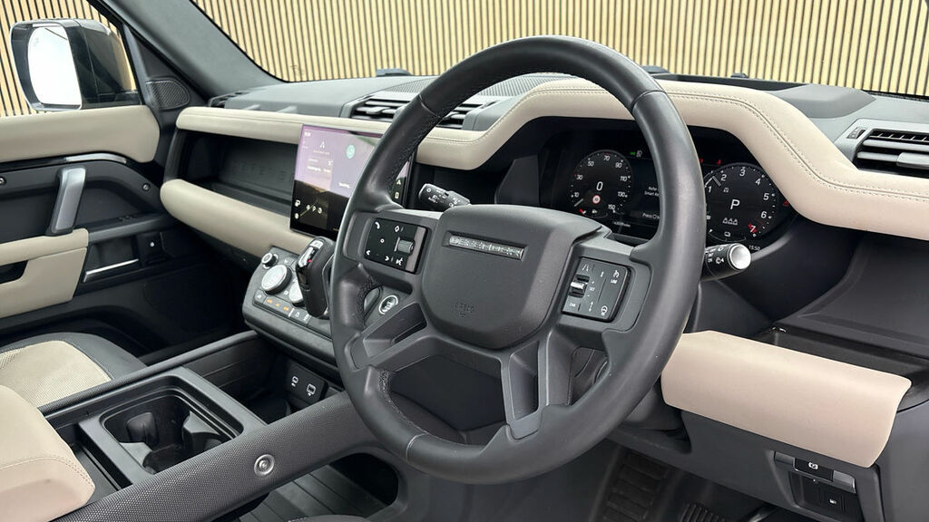 Land Rover Defender 110 2.0 P400e 15.4Kwh X-dynamic Hse Suv Plu BW72XZC Black #5