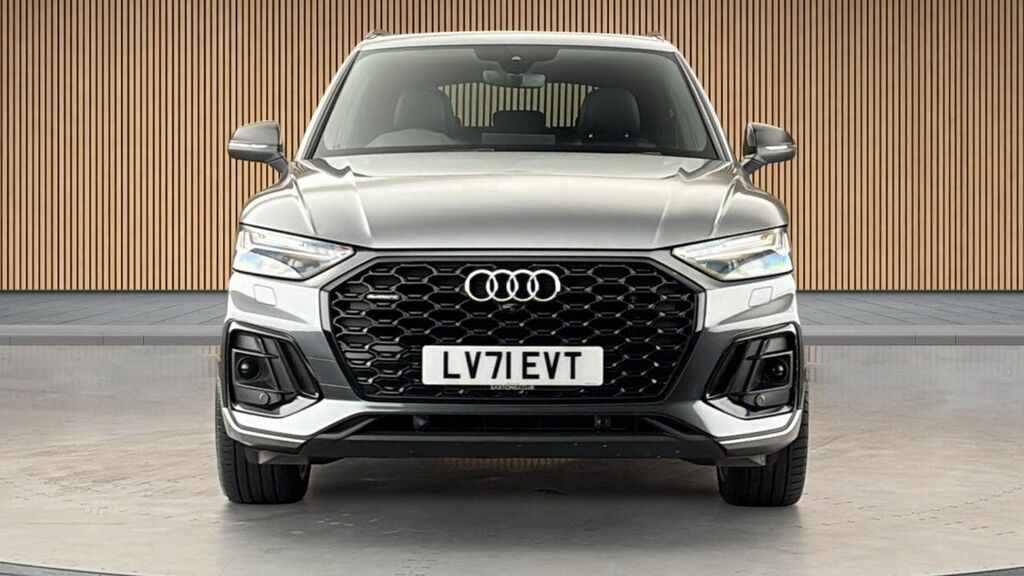 Audi Q5 2.0 Tdi 40 Edition 1 Sportback S Tronic LV71EVT Grey #3