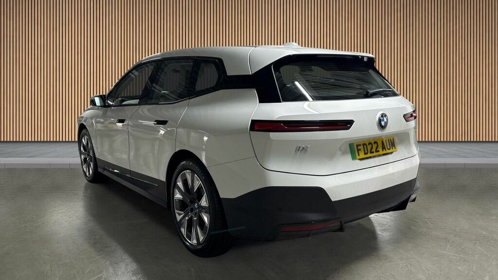 BMW iX 40 76.6Kwh Sport Suv Xdrive 326 FD22AUM White #2