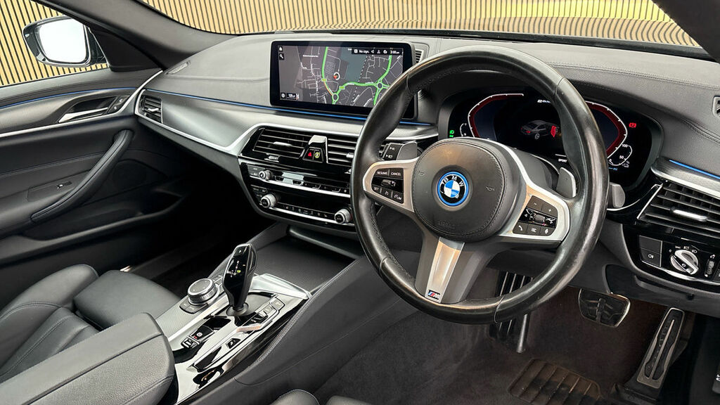 BMW 5 Series 2.0 530E 12Kwh M Sport Saloon Plug-in H KR22ZFA Blue #5