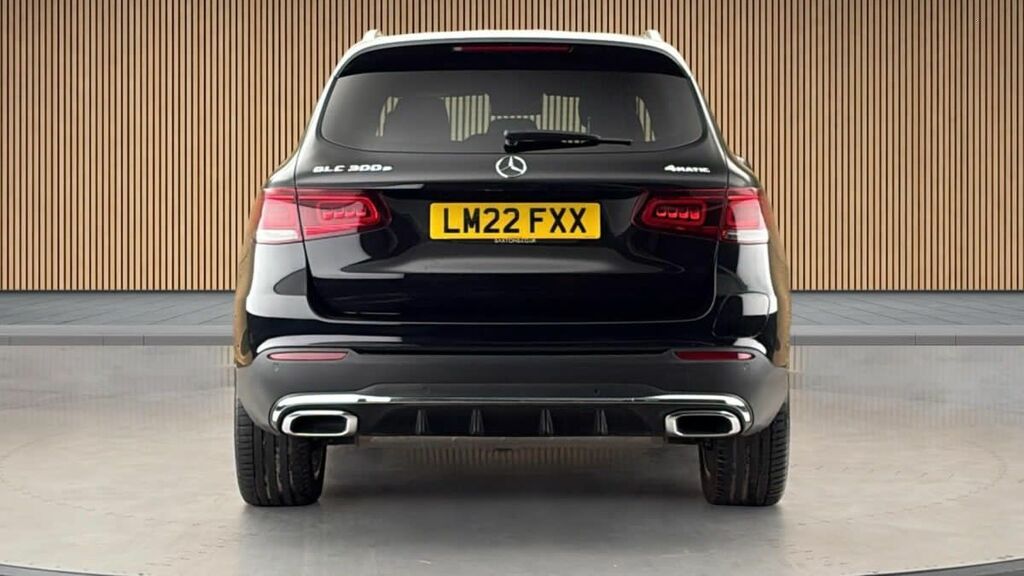 Mercedes-Benz GLC Class 2.0 Glc300e 13.5Kwh Amg Line Premium Plus Suv LM22FXX Black #4