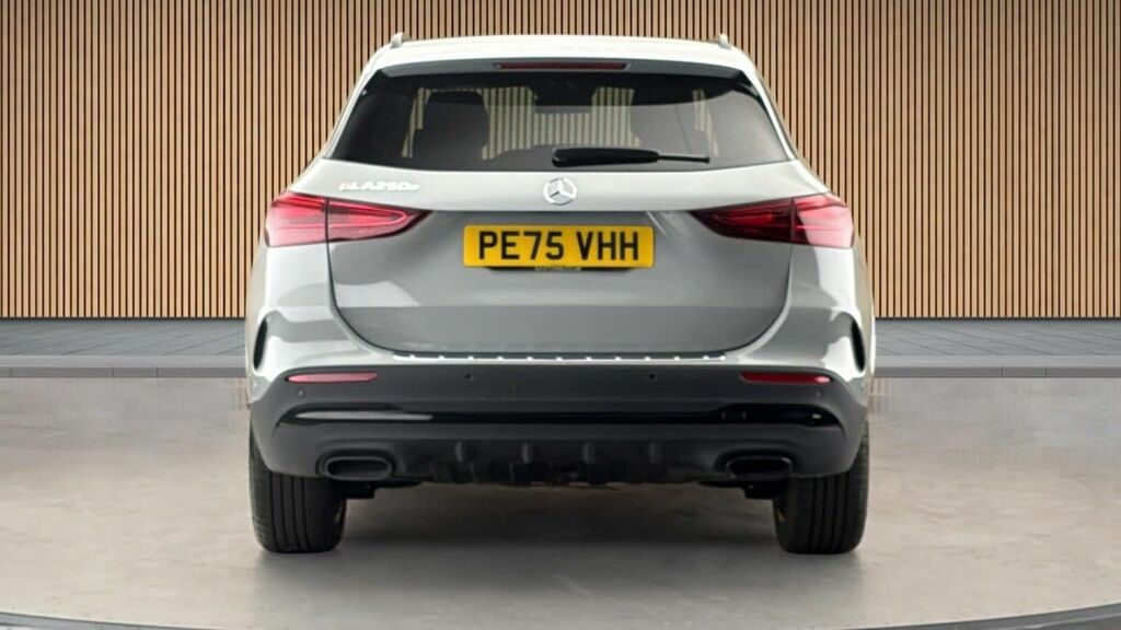 Mercedes-Benz GLA Class 1.3 Gla250e 15.6Kwh Amg Line Premium Plus Suv Grey #4