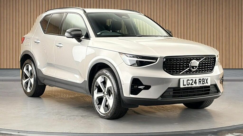 Volvo XC40 2.0 B3 Mhev Plus Dark Suv Hybrid Dct Au Silver