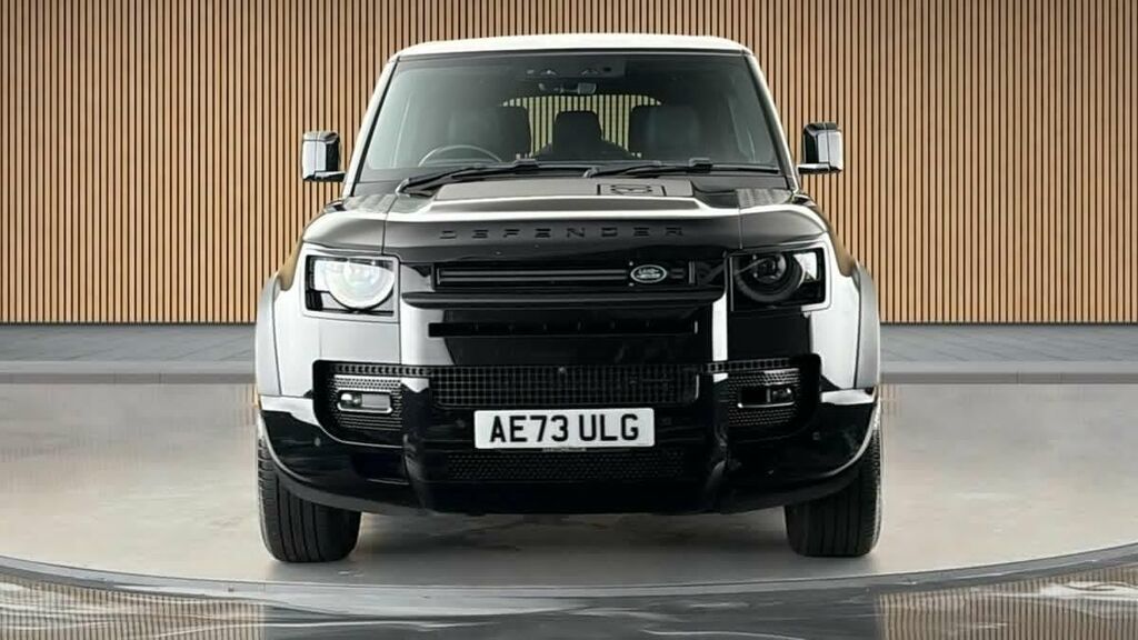 Land Rover Defender 130 3.0 D300 Mhev X-dynamic Se Suv 4Wd Black #3