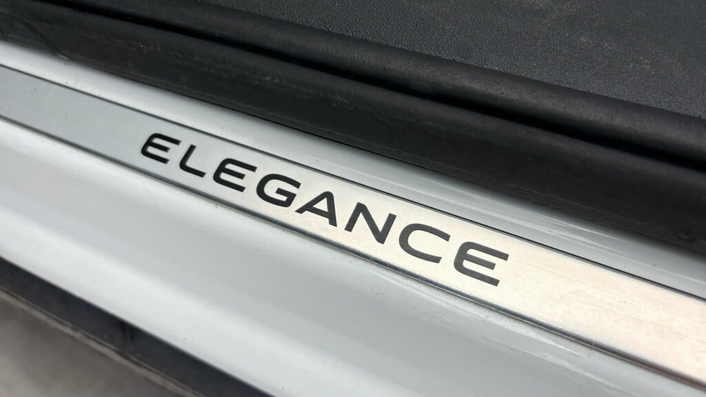 Volkswagen Tiguan 1.5 Etsi Mhev Elegance Launch Edition Suv Petr AK74GVX White #5