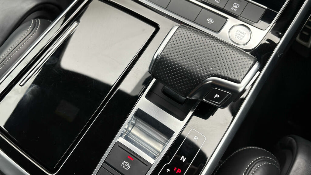 Audi Q7 3.0 Tdi V6 45 Black Edition Suv Tiptron PN70GUA White #6