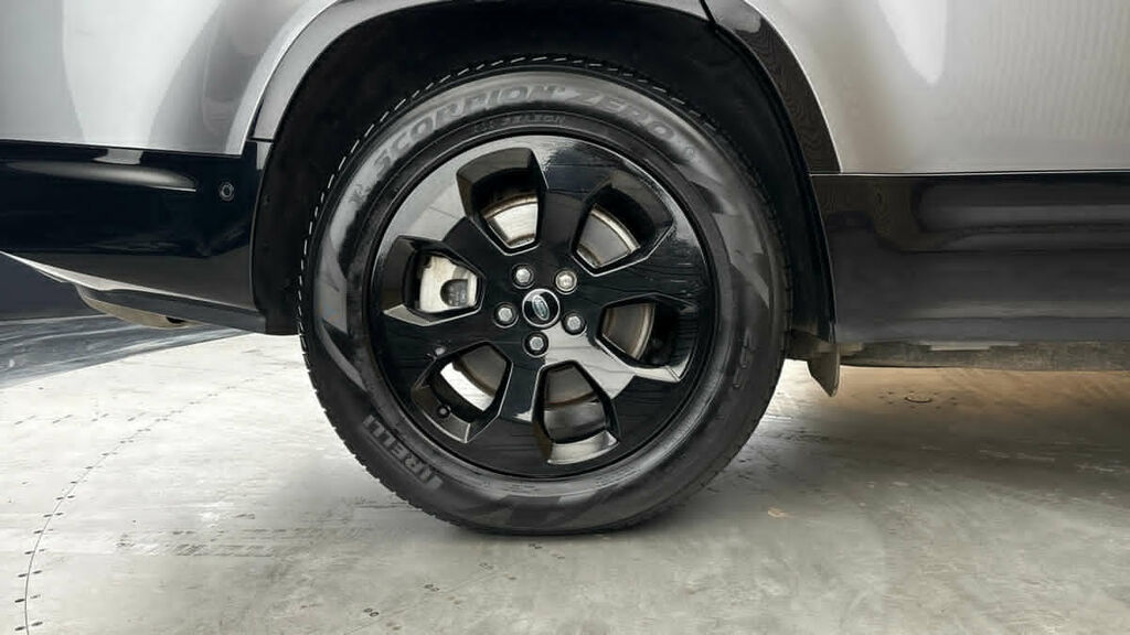 Land Rover Defender 130 Defender X D Mhev Black #10