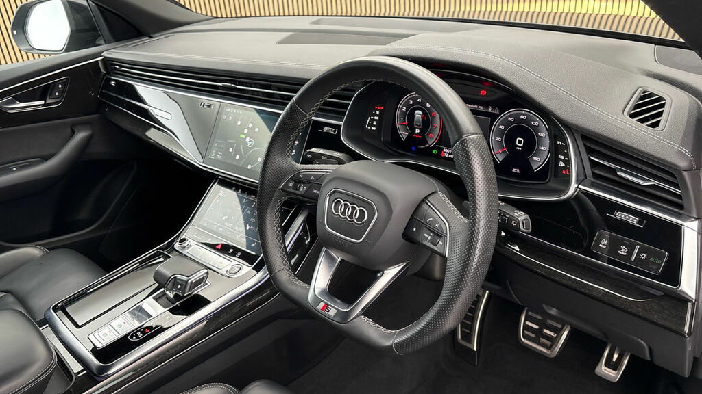 Audi Q8 3.0 Tfsi V6 55 Black Edition Suv Tiptro Grey #5