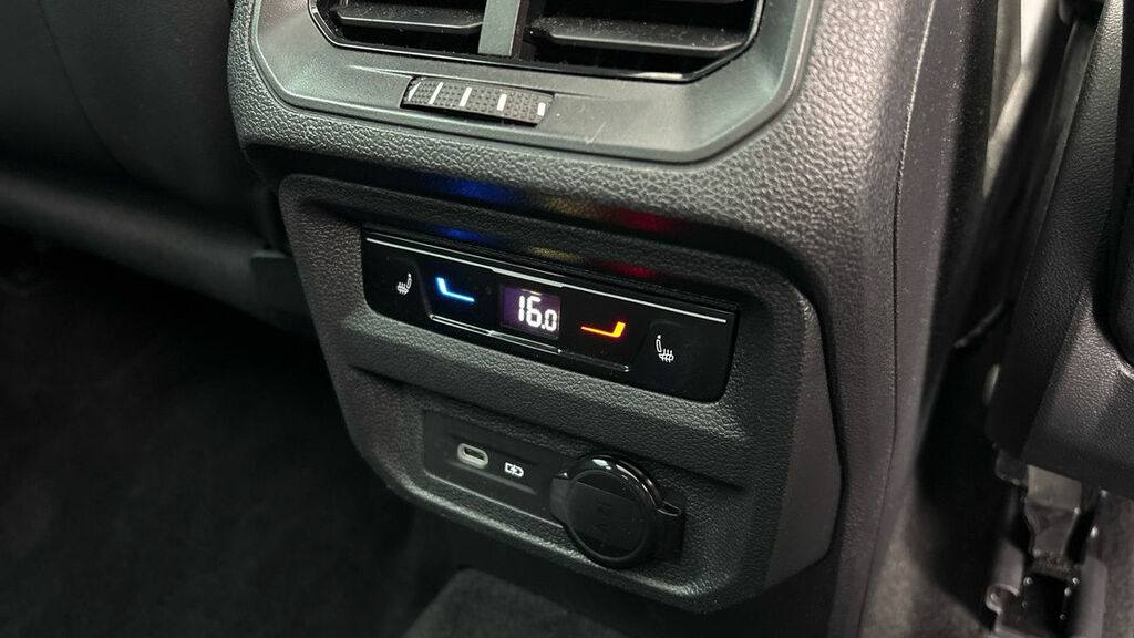Volkswagen Tiguan R-line Tsi S-a Blue #26