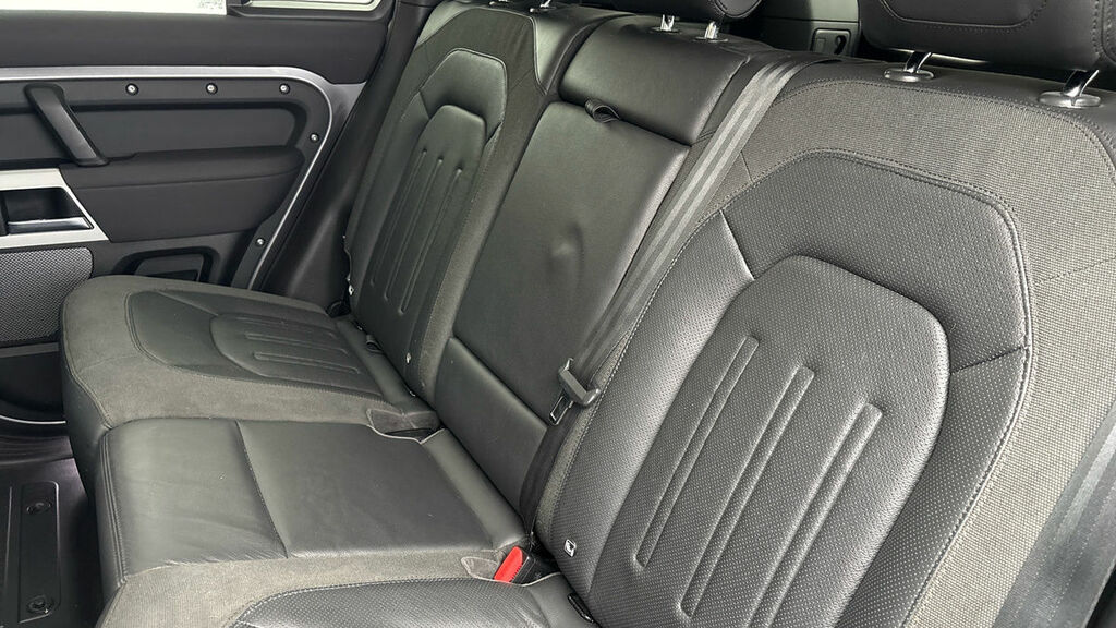 Land Rover Defender 110 2.0 D240 Hse 110 White #7