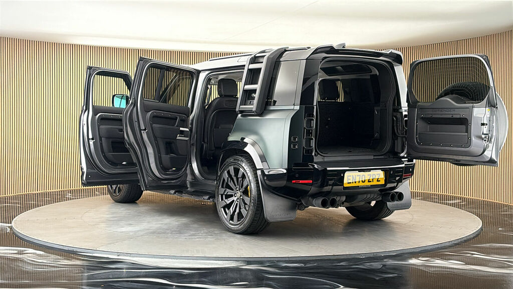 Land Rover Defender 110 2.0 D240 Hse 110 White #21