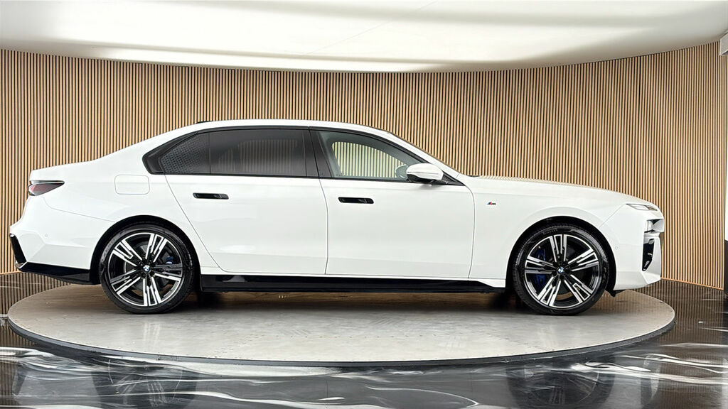 BMW i7 400Kw Xdrive60 M Sport 105.7Kwh Exec Black #16