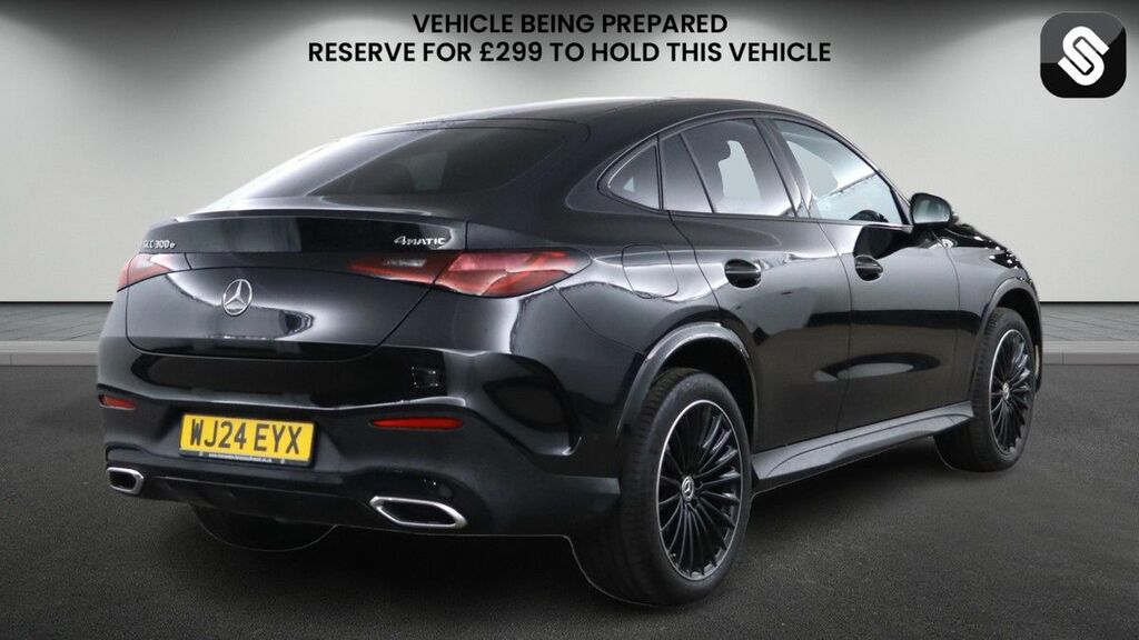 Mercedes-Benz GLC Class Glc 300De 4Matic Urban Edition 9G-tronic Black #4