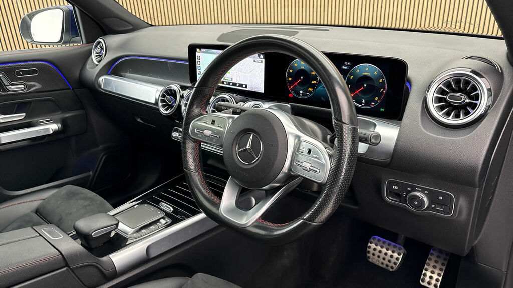 Mercedes-Benz GLB Class 1.3 Glb200 Amg Line Premium Plus Suv PK22EKV #4