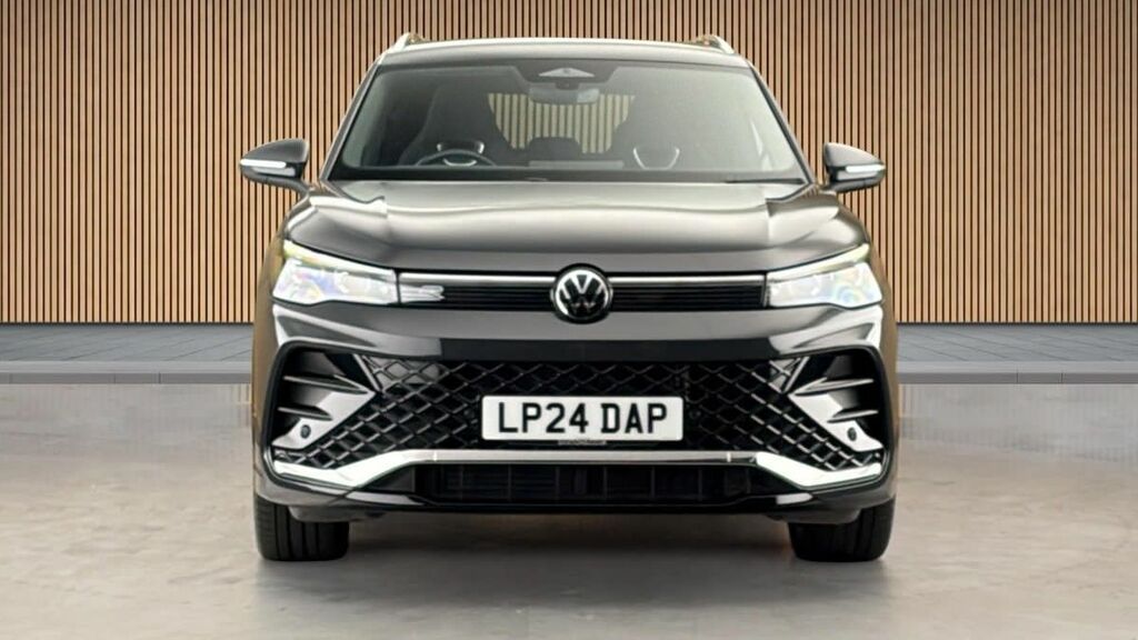 Volkswagen Tiguan 1.5 Etsi Mhev R-line Suv Hybrid Dsg Eur LP24DAP #3