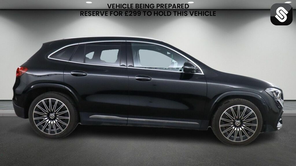 Mercedes-Benz GLA Class 2.0 Gla220d Amg Line Premium Plus Suv Black #5