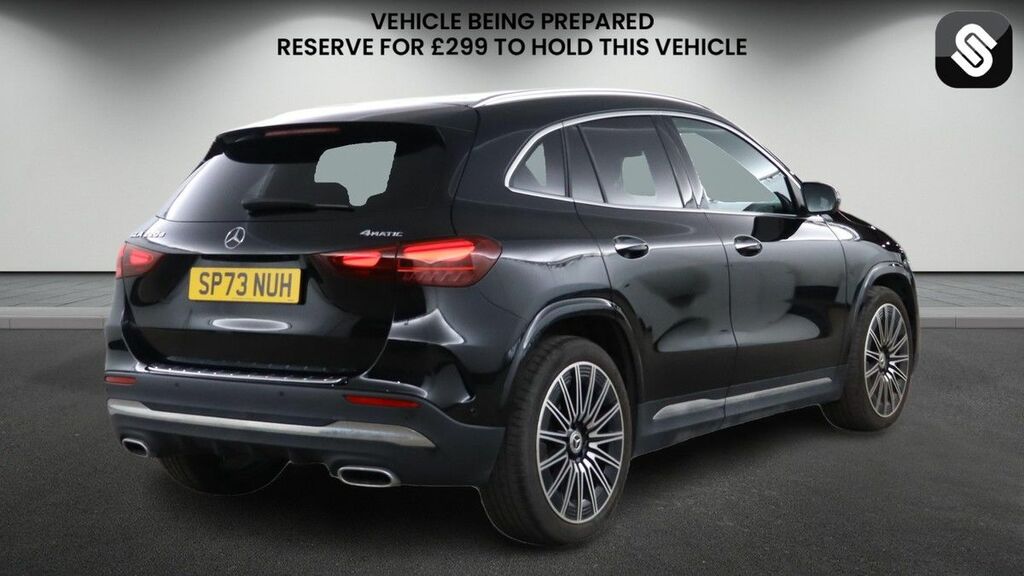 Mercedes-Benz GLA Class 2.0 Gla220d Amg Line Premium Plus Suv Black #4