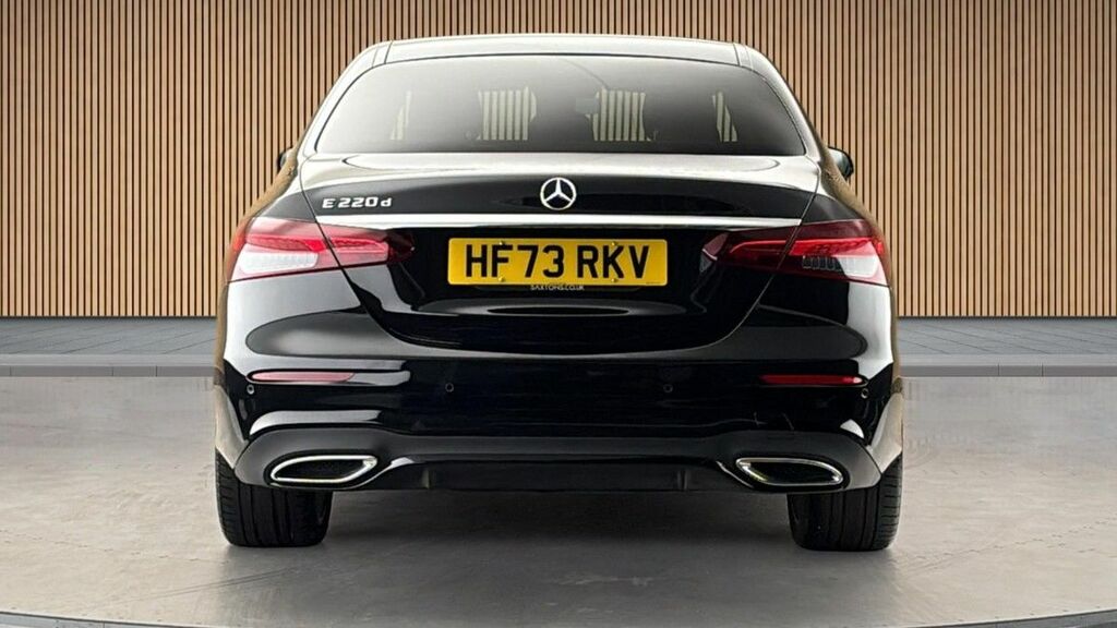 Mercedes-Benz E Class 2.0 E220dh Mhev Amg Line Night Edition Premium Pl  #4