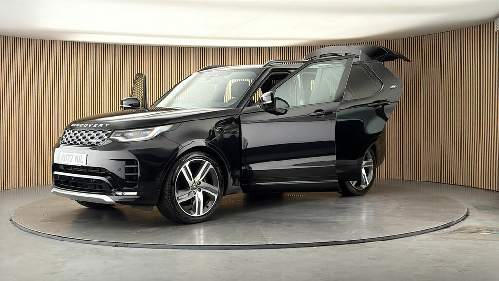 Land Rover Discovery 2022 1.5 P300e 12.2Kwh Urban Edition Suv Petro Black #22