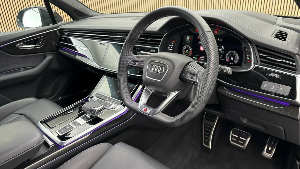 Audi Q7 3.0 Tfsi V6 55 Black Edition Suv Tiptro GY25WFE #5