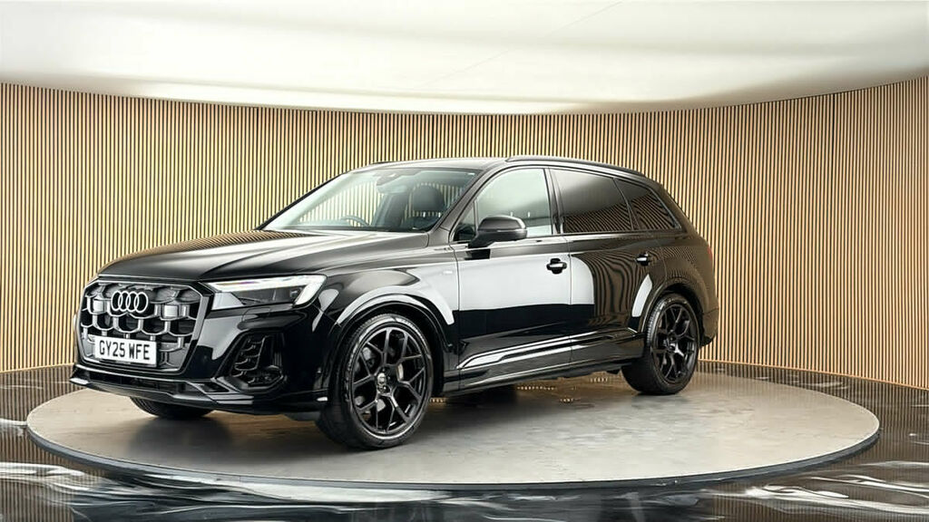 Audi Q7 Black Edition Black #17