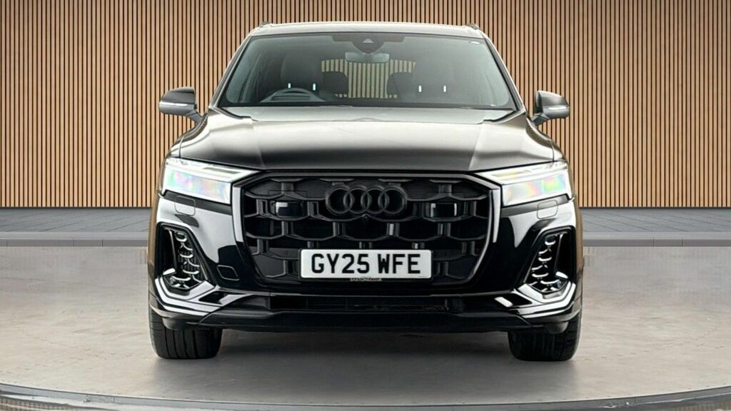 Audi Q7 3.0 Tfsi V6 55 Black Edition Suv Tiptro  #3