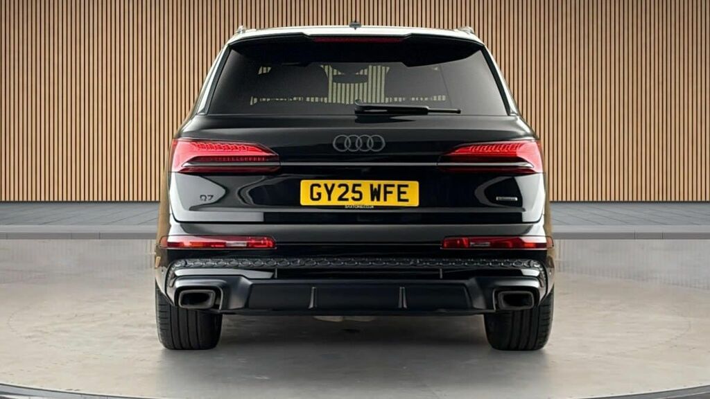 Audi Q7 3.0 Tfsi V6 55 Black Edition Suv Tiptro  #4