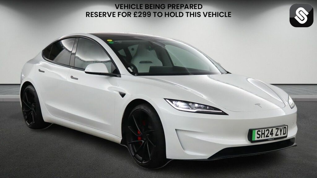 Tesla Model 3 Dual Motor Performance Saloon