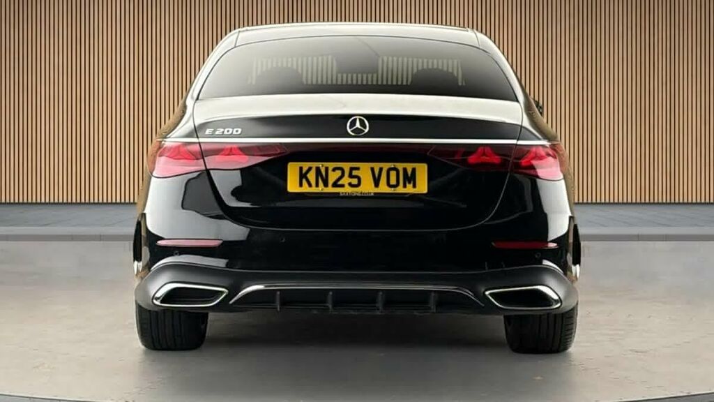 Mercedes-Benz E Class 2.0 E200h Mhev Amg Line Premium Saloon Petro KN25VOM #4