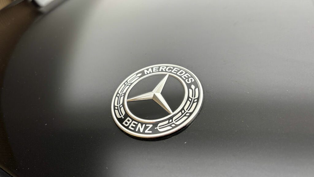 Mercedes-Benz E Class E 220 D Amg Line Advanced White #22