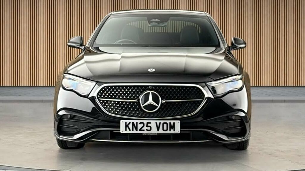 Mercedes-Benz E Class E 220 D Amg Line Advanced White #3