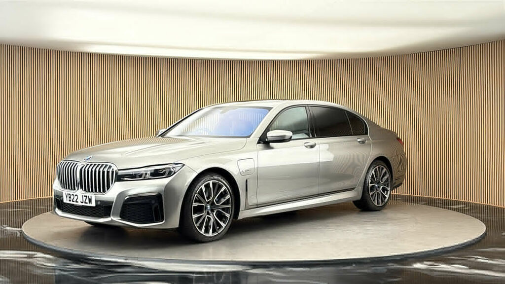 BMW 7 Series Black #17