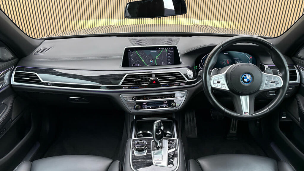 BMW 7 Series Black #11