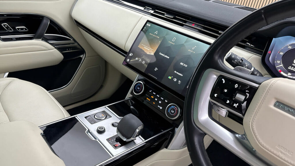 Land Rover Range Rover First Edition Black #17