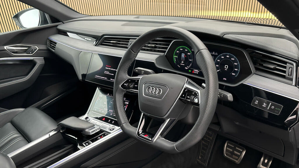 Audi Q8 e tron 55 Black Edition Sportback Quatt Black #5