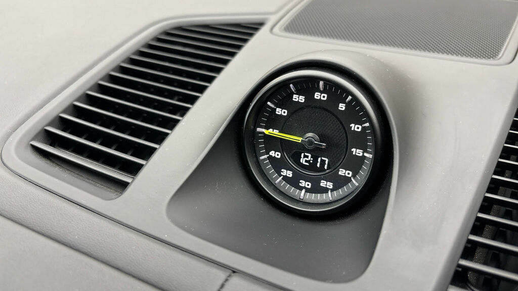 Porsche Cayenne 3.0 24 Grey #27