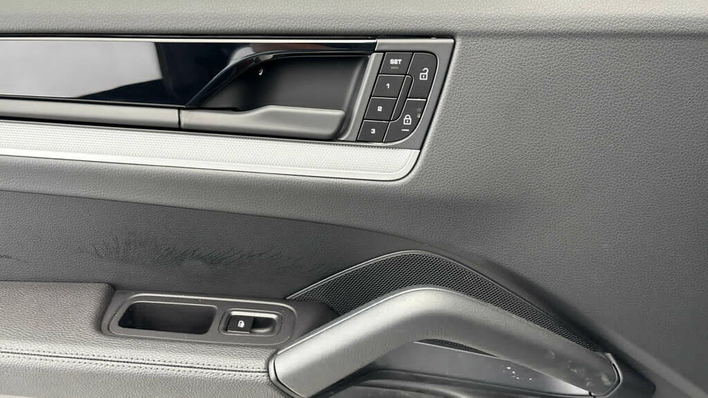 Porsche Cayenne Tiptronic S Grey #18