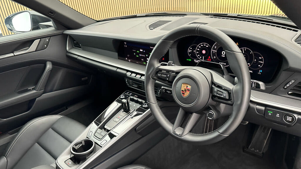 Porsche 911 3.0T 992 Carrera Convertible Pdk Euro 6 Black #5