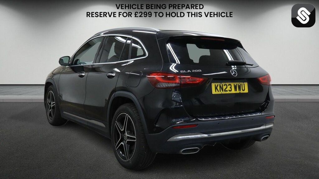 Mercedes-Benz GLA Class 200 Amg Line Executiv Black #3