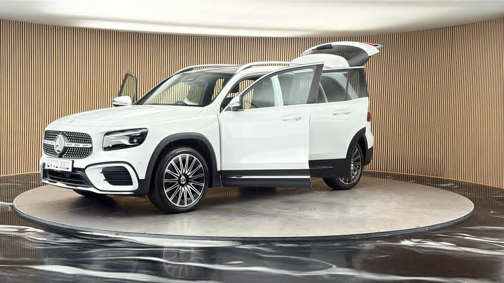 Mercedes-Benz GLB Class Glb 220 D 4 Matic Rhd Black #20