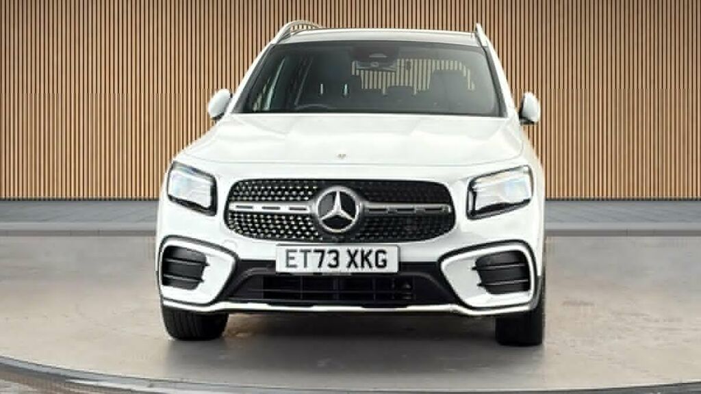 Mercedes-Benz GLB Class 1.3 Glb200h Mhev Amg Line Premium Plus Suv P #3