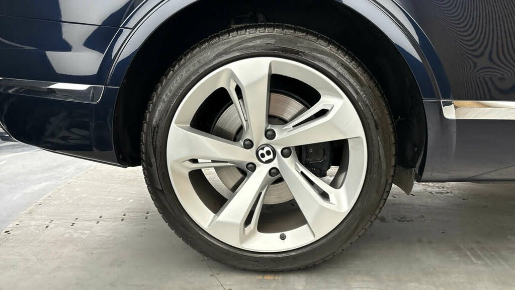 Bentley Bentayga Bentayga V8 D Grey #10