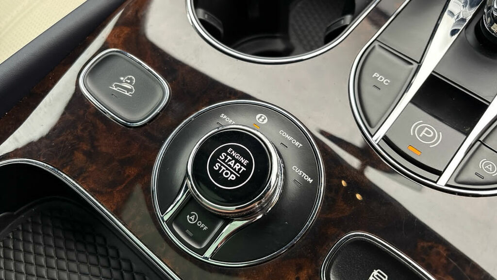 Bentley Bentayga Bentayga V8 D Grey #32