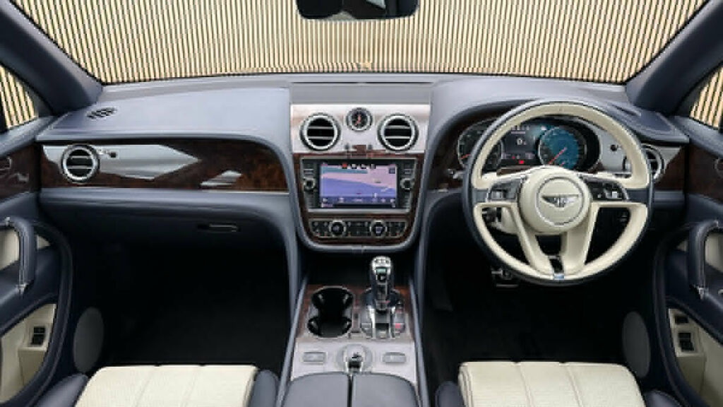 Bentley Bentayga Bentayga V8 D Grey #12