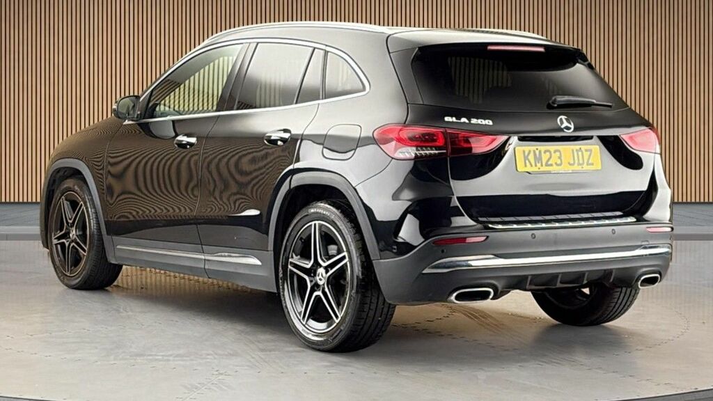 Mercedes-Benz GLA Class 1.3 Gla200 Amg Line Premium Suv 7G-dc KM23JDZ Black #2